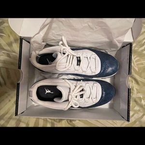 Jordan 11 Retro Low Snakeskin blue Mens 11